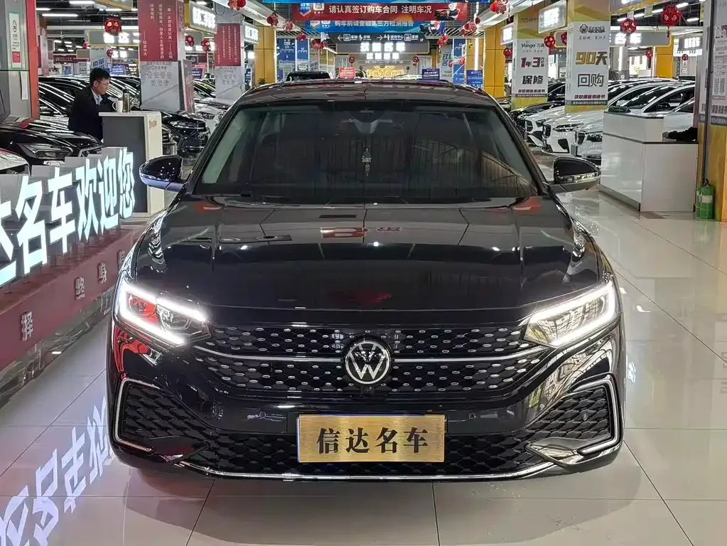 Volkswagen Passat — фото 10