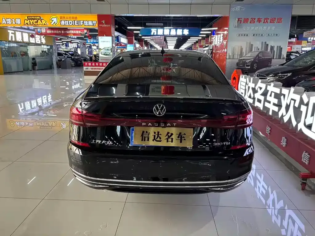 Volkswagen Passat — фото 3