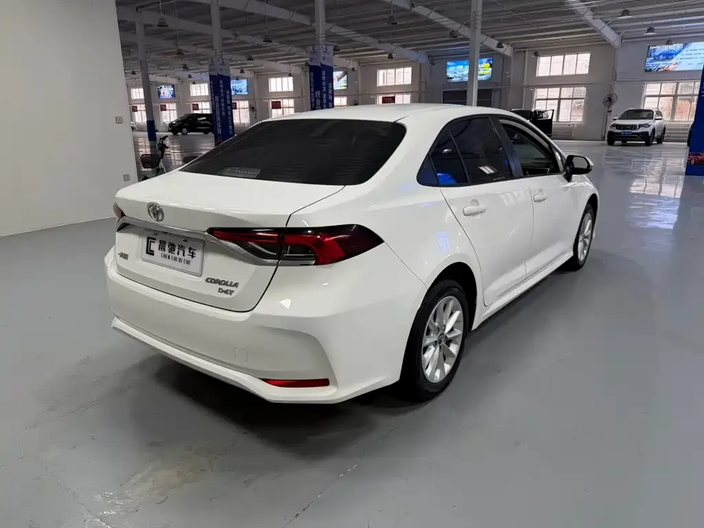 Toyota Corolla 2022 из CN, фото 9