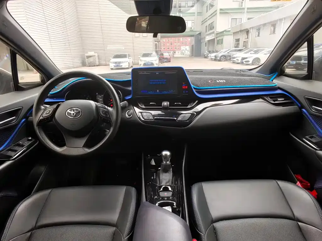Toyota C-HR 2021 из CN, фото 3