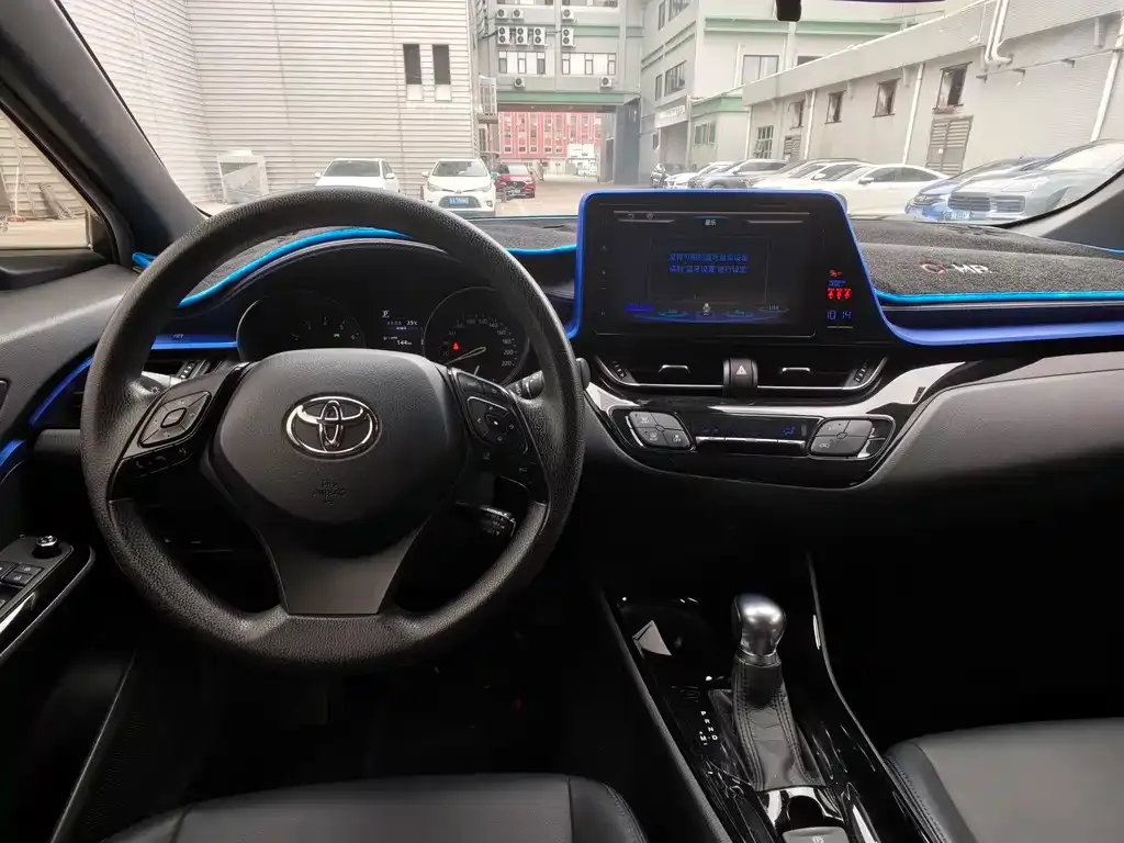 Toyota C-HR 2021 из CN, фото 4