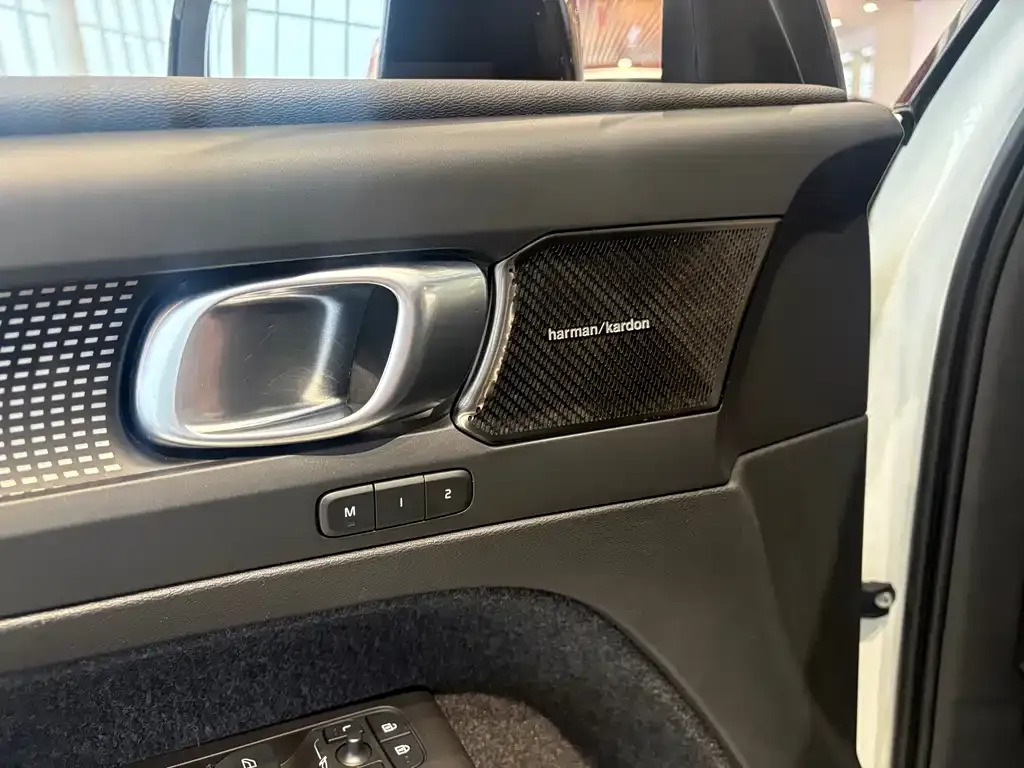 Volvo XC40 NEV 2022 из CN, фото 9