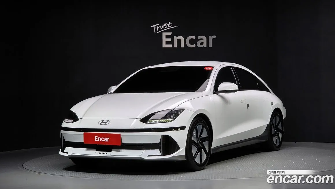 Hyundai Ioniq6 — фото 1