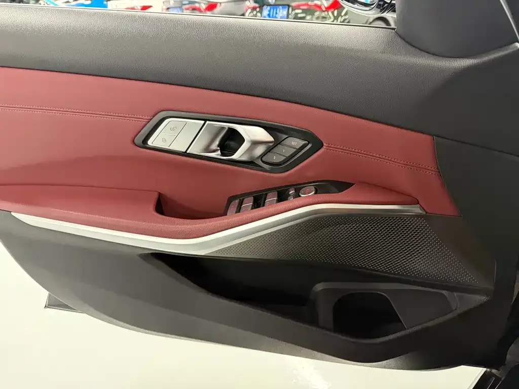 BMW 3 Series — фото 10