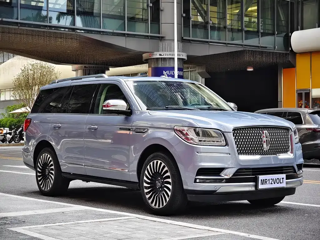 Lincoln Navigator — фото 5