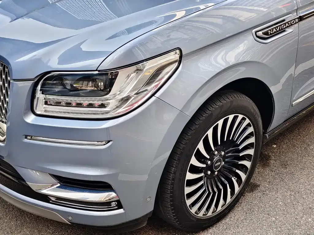 Lincoln Navigator — фото 6