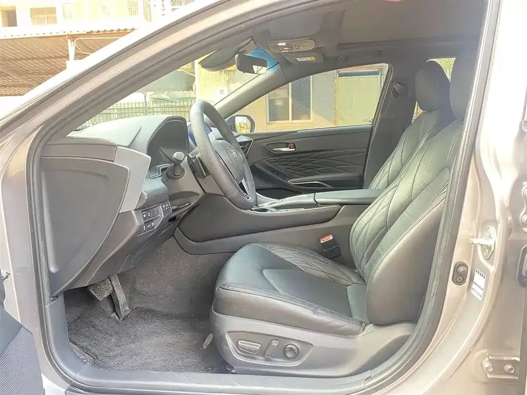 Toyota Avalon 2022 из CN, фото 3