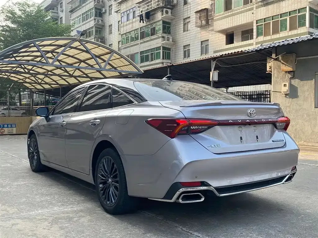 Toyota Avalon 2022 из CN, фото 7