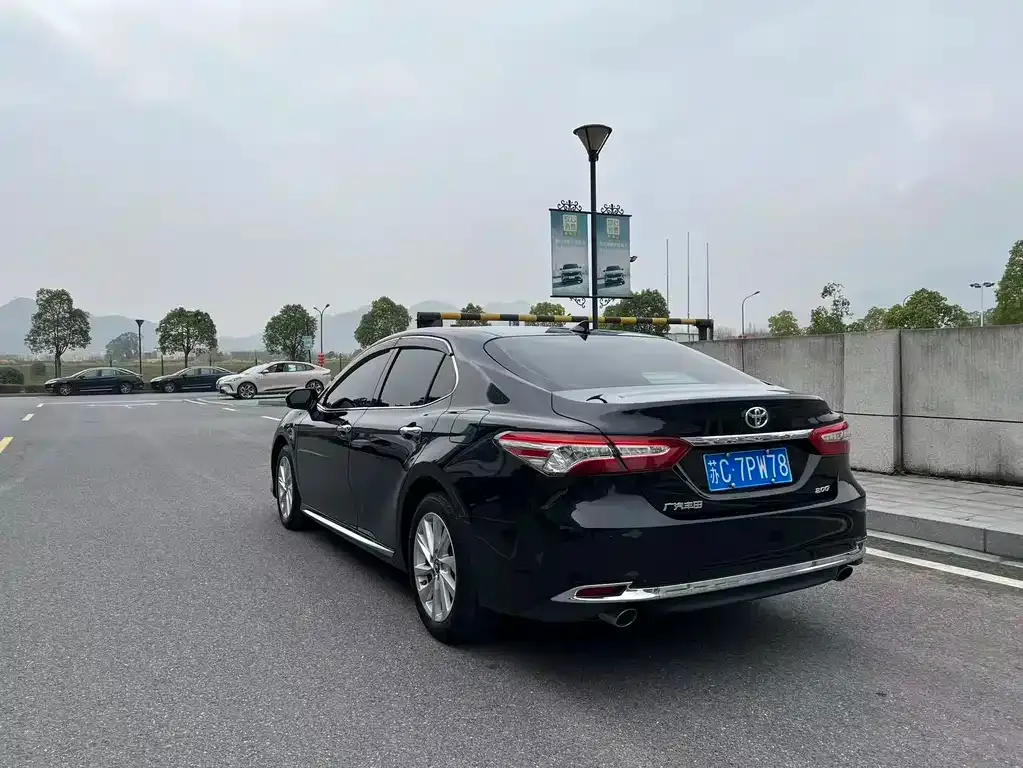 Toyota Camry 2023 из CN, фото 3