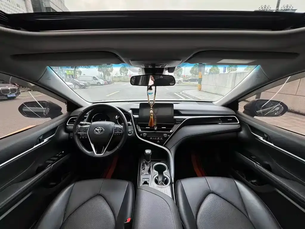 Toyota Camry 2023 из CN, фото 6