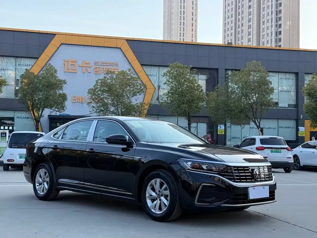 Volkswagen Passat New Energy — фото 4