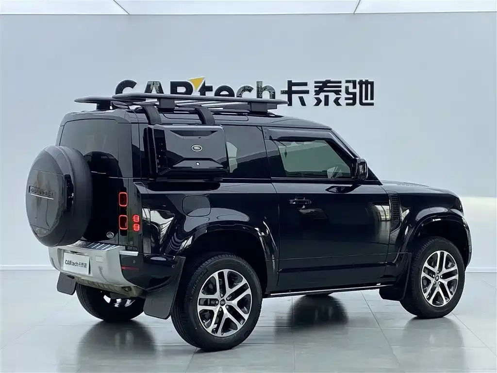 Land Rover Defender — фото 9