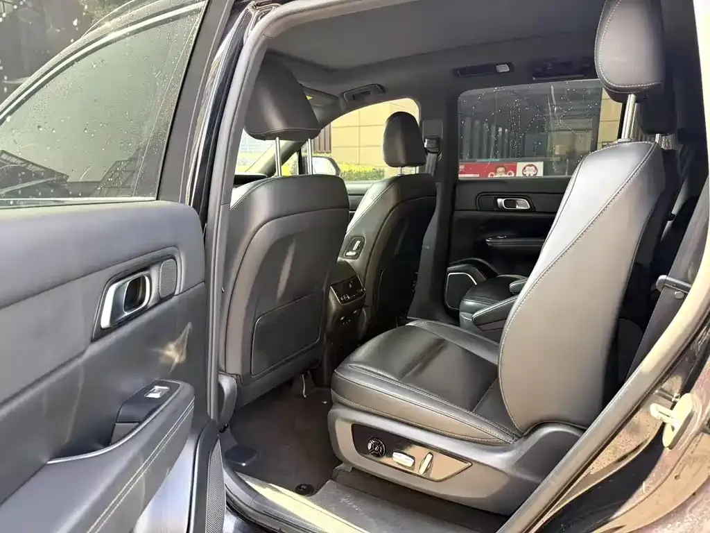 Li Auto Li ONE 2021 из CN, фото 4