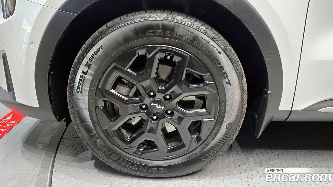 Kia Sorento — фото 4