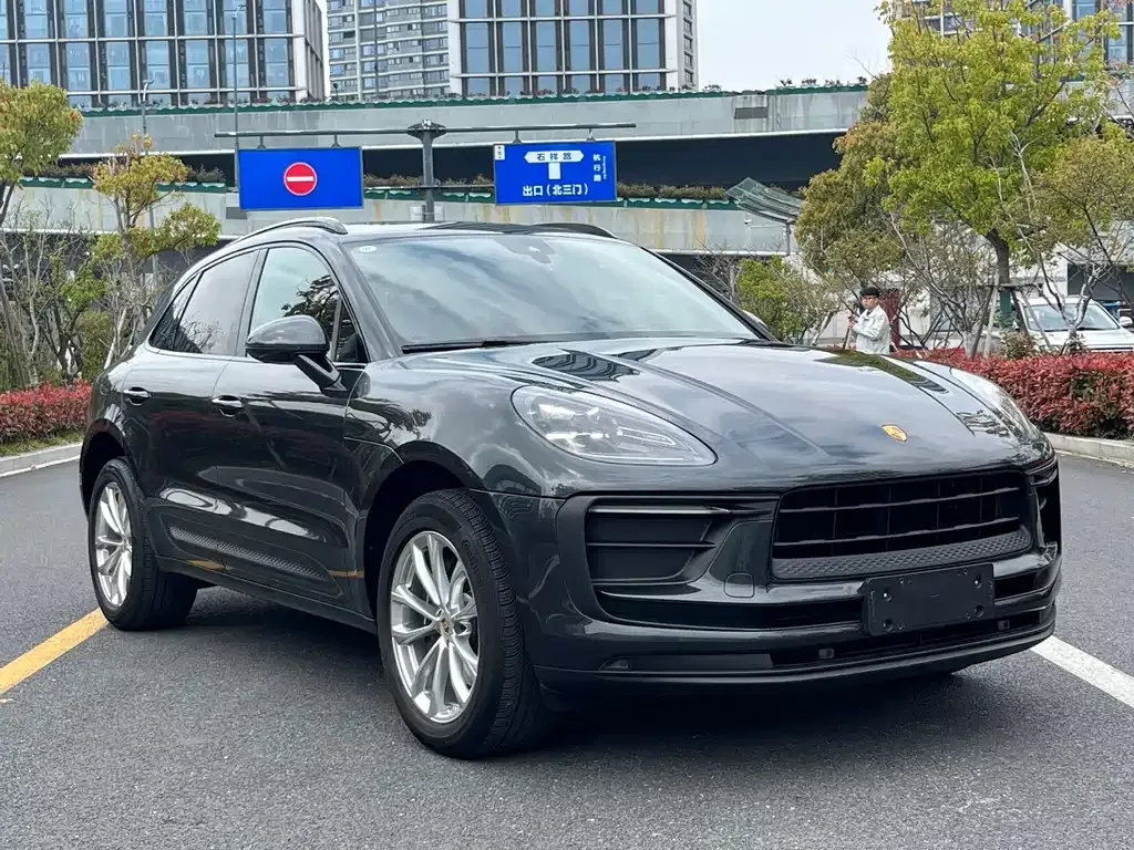Porsche Macan — фото 8