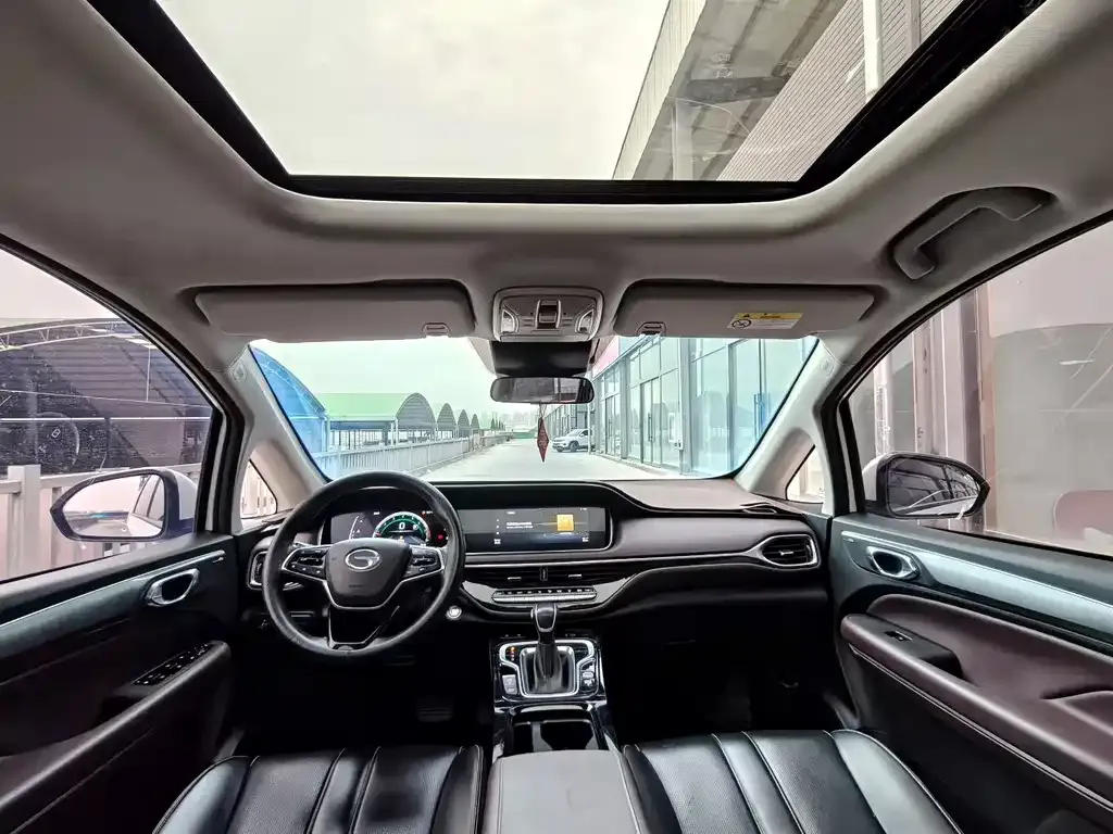 GAC Motor Trumpchi M6 — фото 6