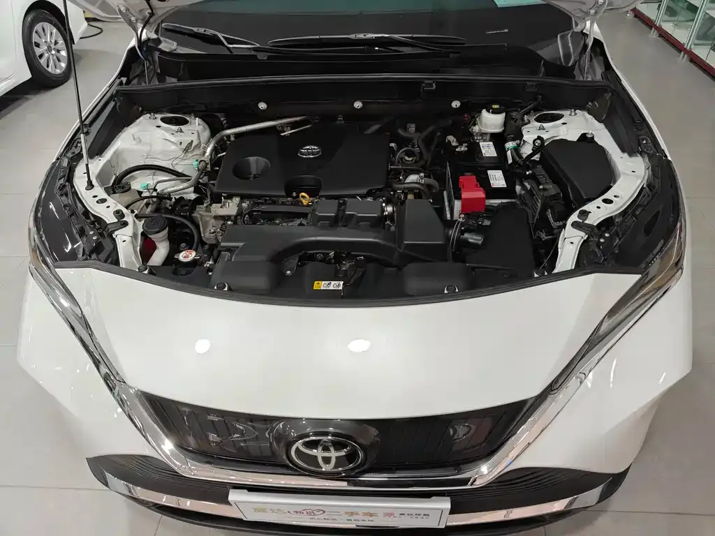 Toyota Harrier — фото 4