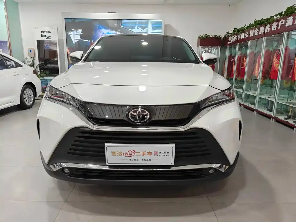 Toyota Harrier — фото 10