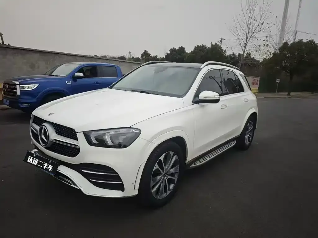 Mercedes-Benz GLE — фото 1