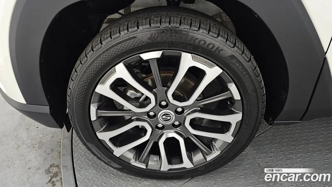 KG Mobility (Ssangyong) Torres — фото 2