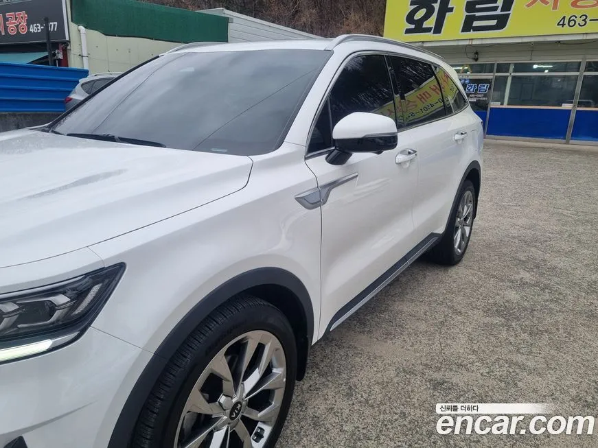 Kia Sorento — фото 6