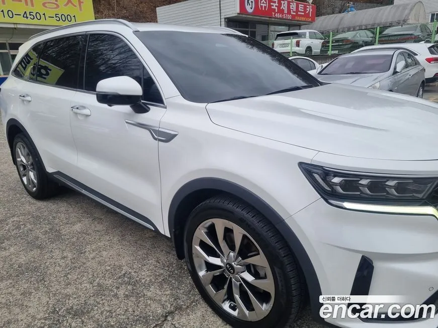 Kia Sorento — фото 4