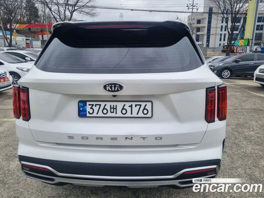 Kia Sorento — фото 2