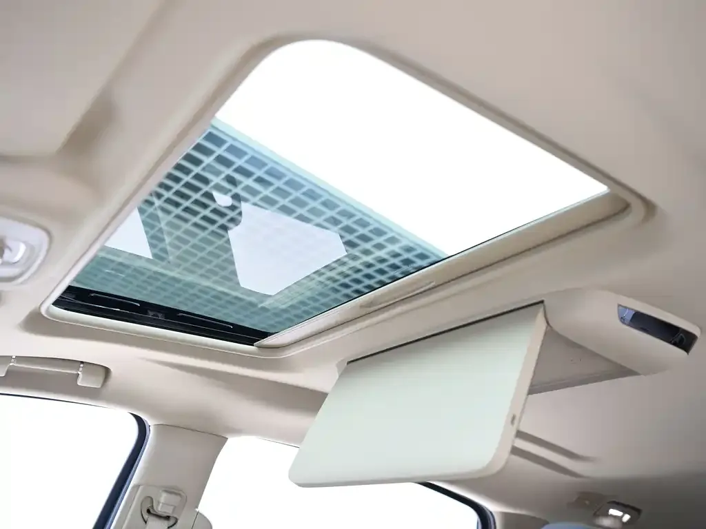 Buick GL8 Hybrid — фото 3