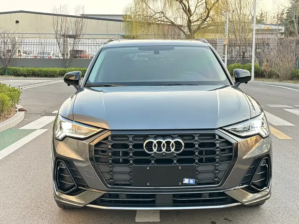 Audi Q3 — фото 7