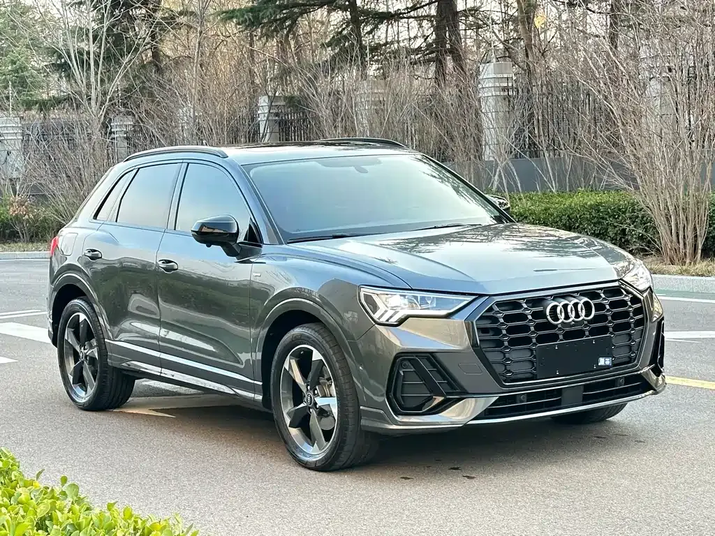 Audi Q3 — фото 8