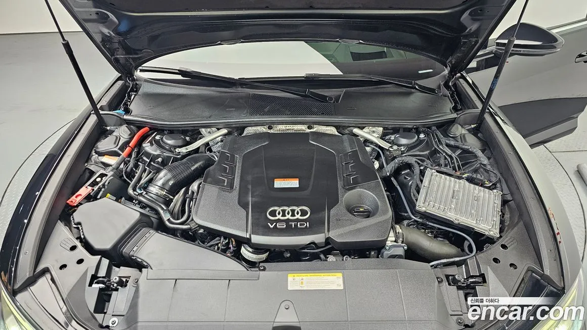 Audi A6 — фото 10