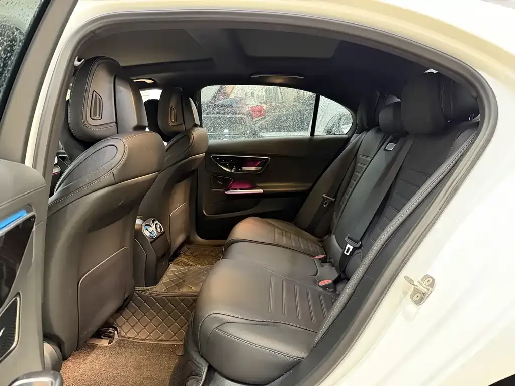 Mercedes-Benz C-Class 2024 из CN, фото 9
