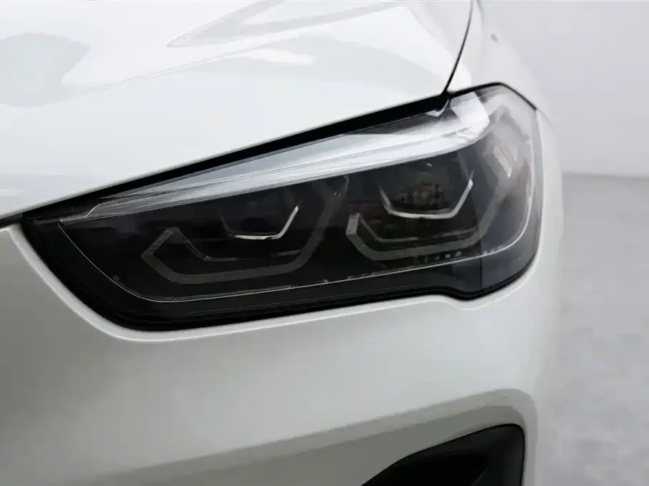 BMW X1 New Energy 2021 из CN, фото 3