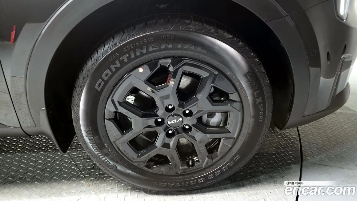 Kia Sorento — фото 7