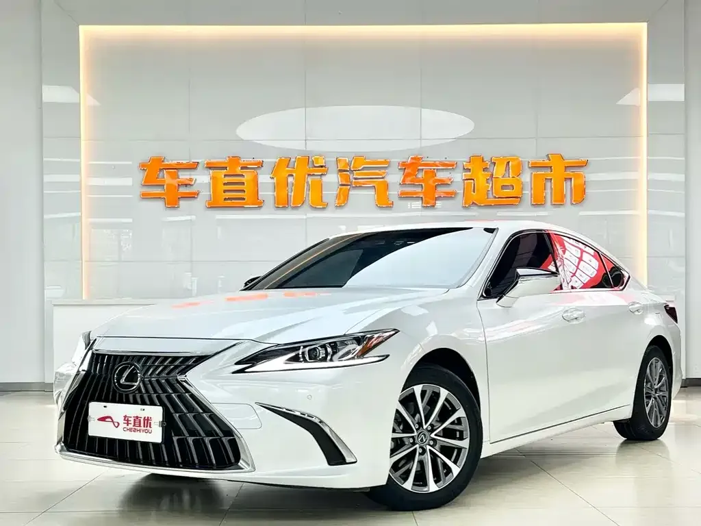 Lexus ES 2023 из CN, фото 1