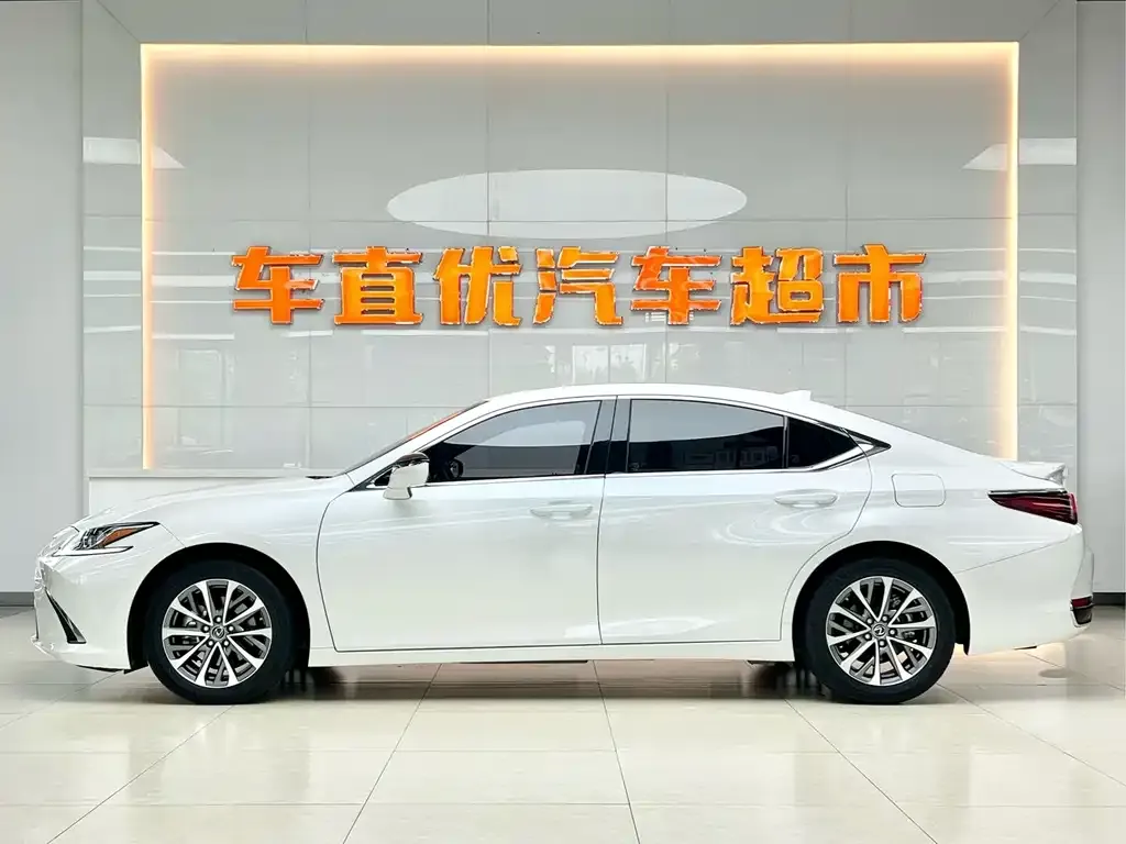 Lexus ES 2023 из CN, фото 7