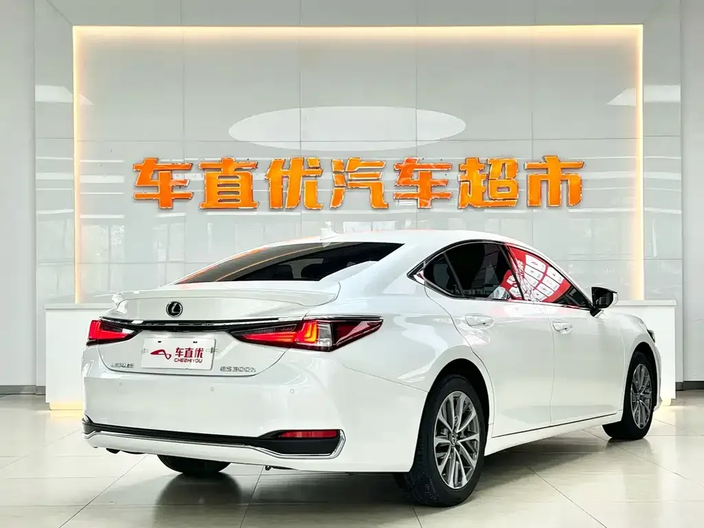 Lexus ES 2023 из CN, фото 6