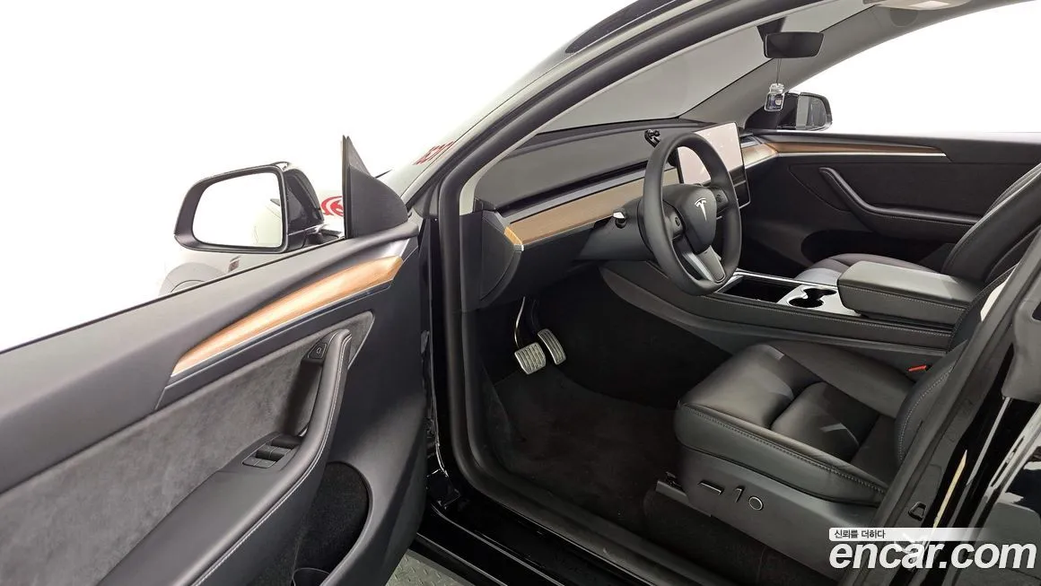 Tesla Model Y 2024 из KR, фото 4