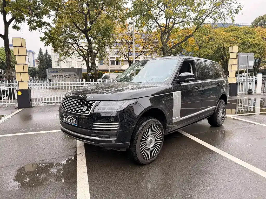 Land Rover Range Rover — фото 1