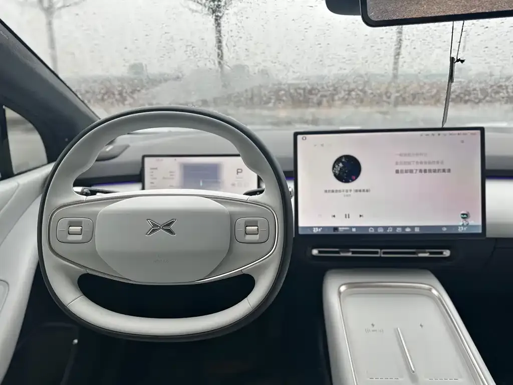 XPeng P7+ 2025 из CN, фото 2