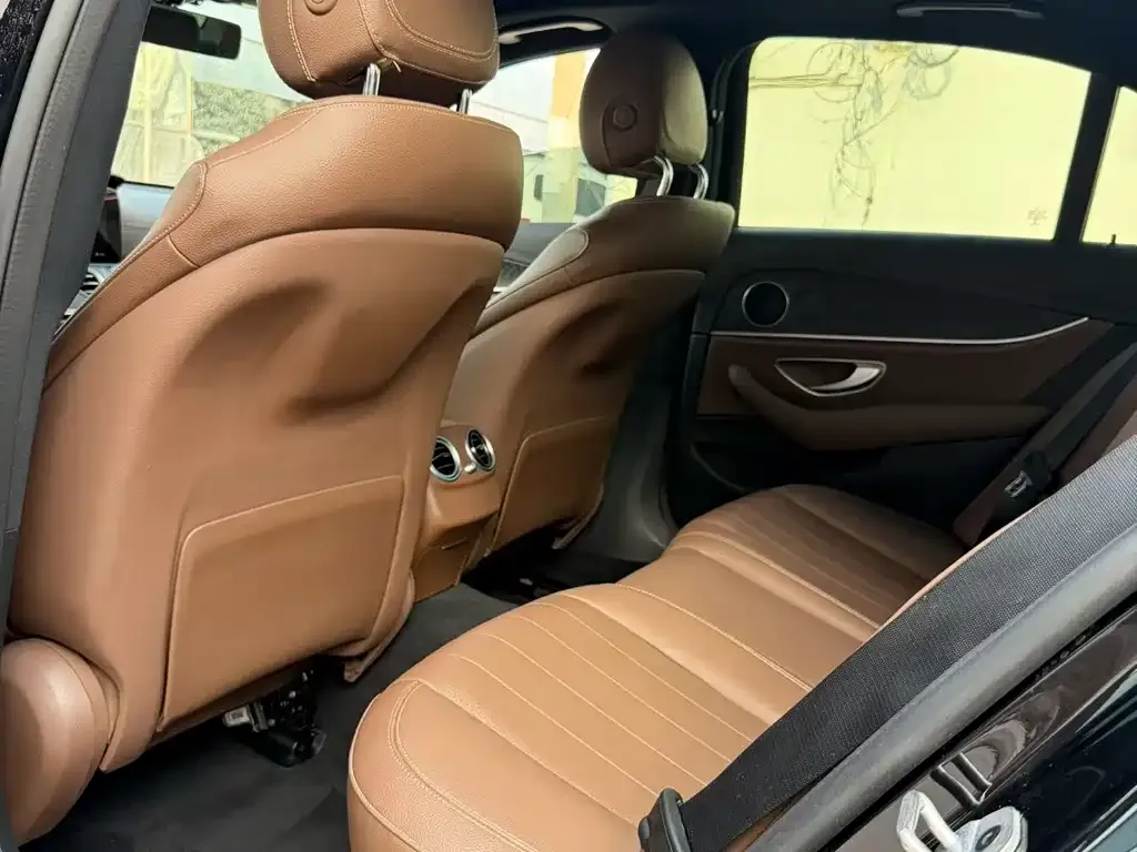 Mercedes-Benz E-Class (Import) 2023 из CN, фото 5