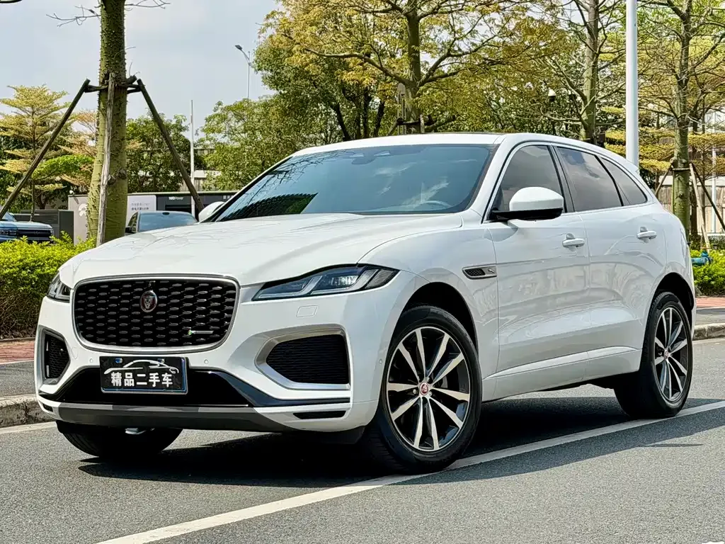 Jaguar F-PACE