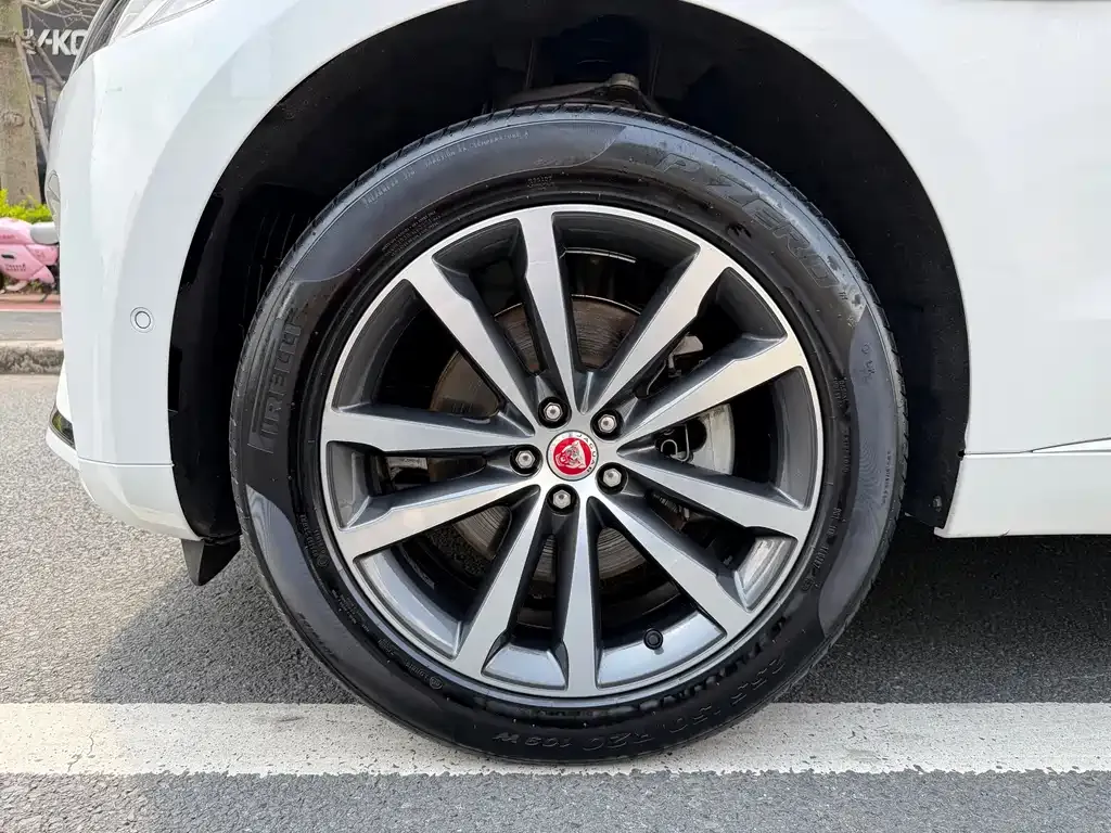 Jaguar F-PACE 2021 из CN, фото 10