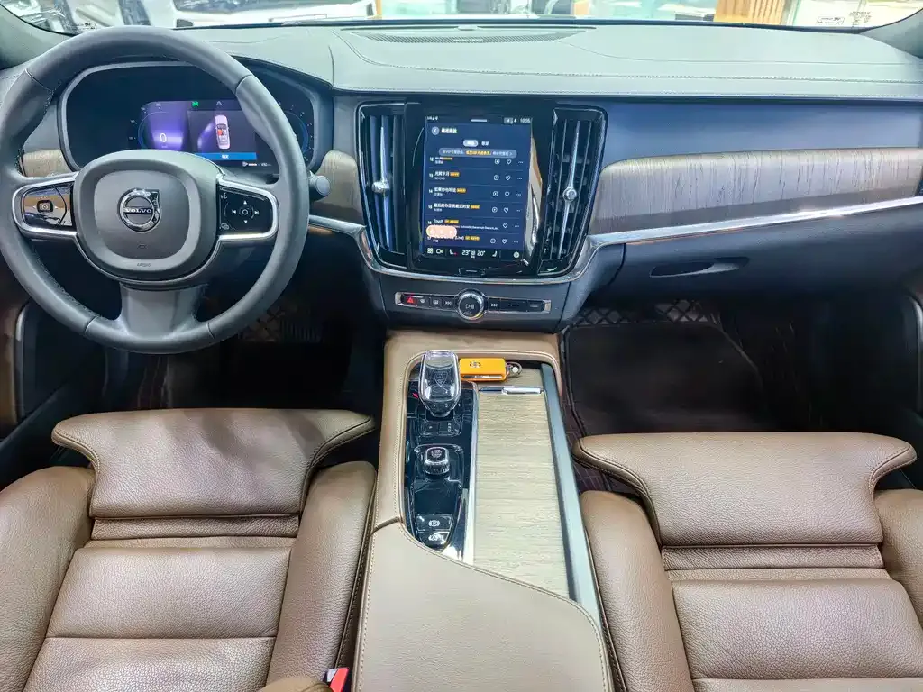 Volvo S90 2023 из CN, фото 5