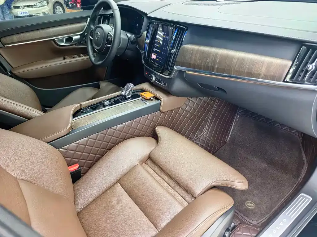 Volvo S90 2023 из CN, фото 10