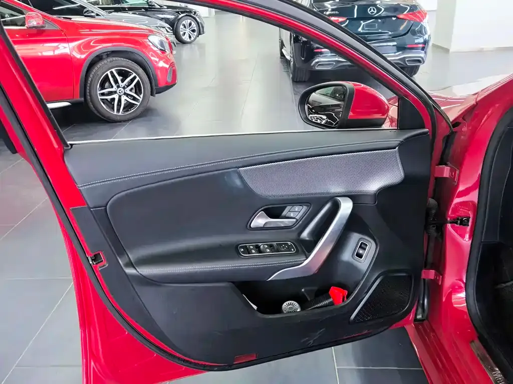 Mercedes-Benz A-Class 2021 из CN, фото 9