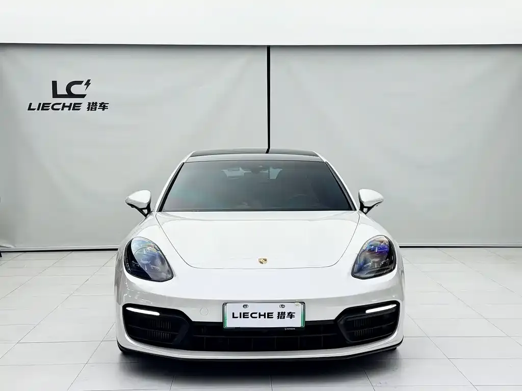 Porsche Panamera Hybrid 2022 из CN, фото 4