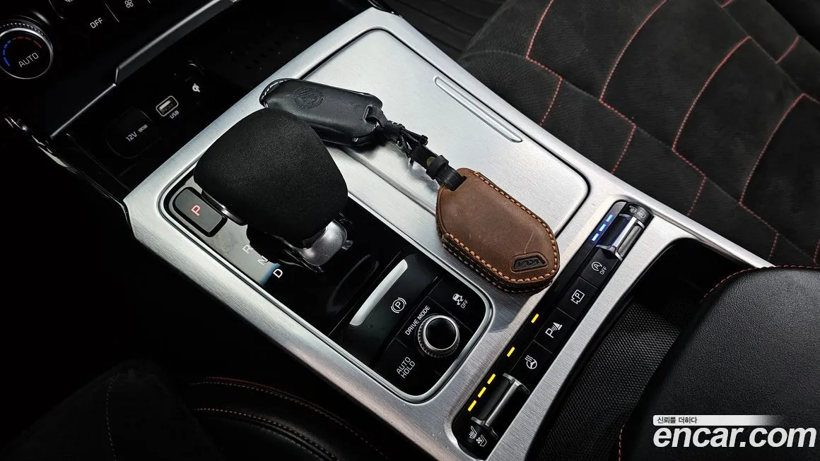 Kia Stinger 2023 из KR, фото 9