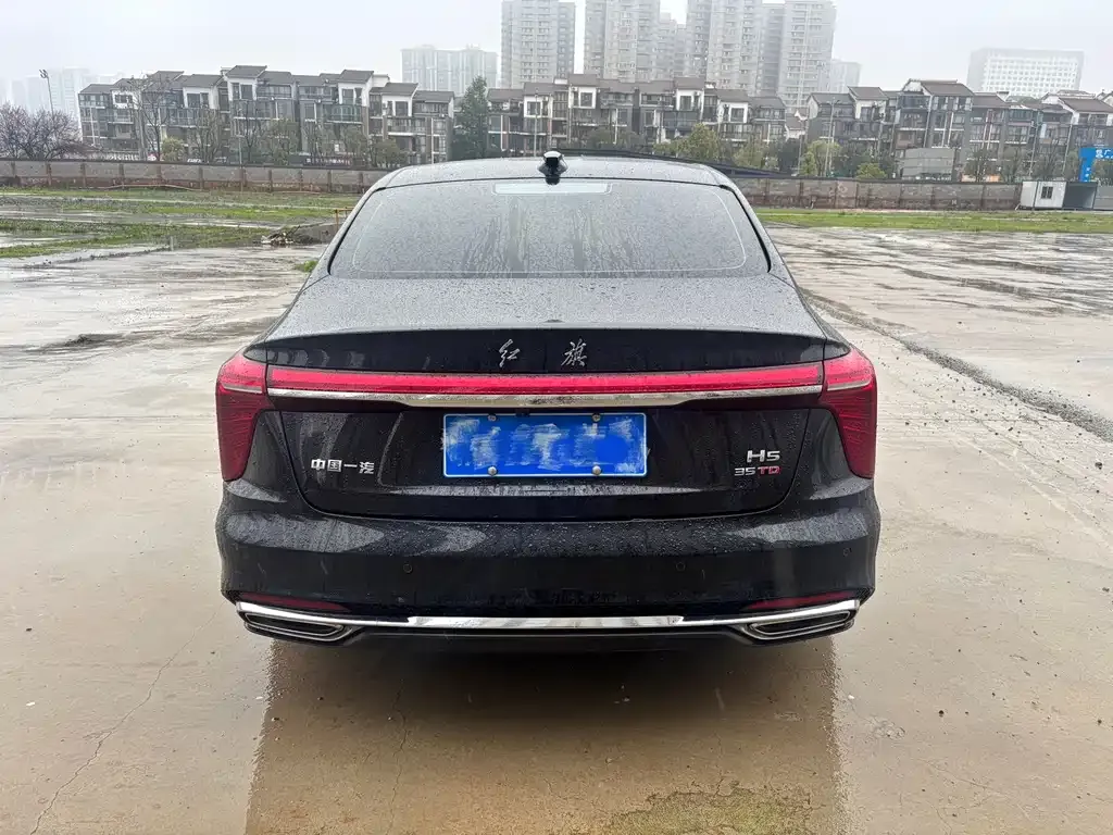 Hongqi H5 — фото 8