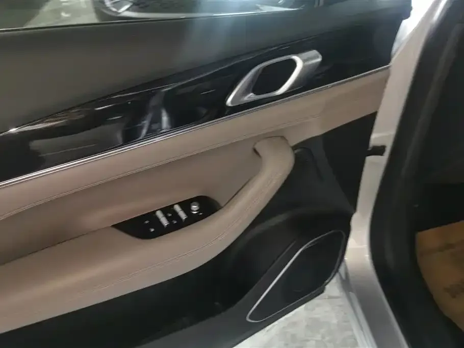 Geely Boyue L 2025 из CN, фото 4